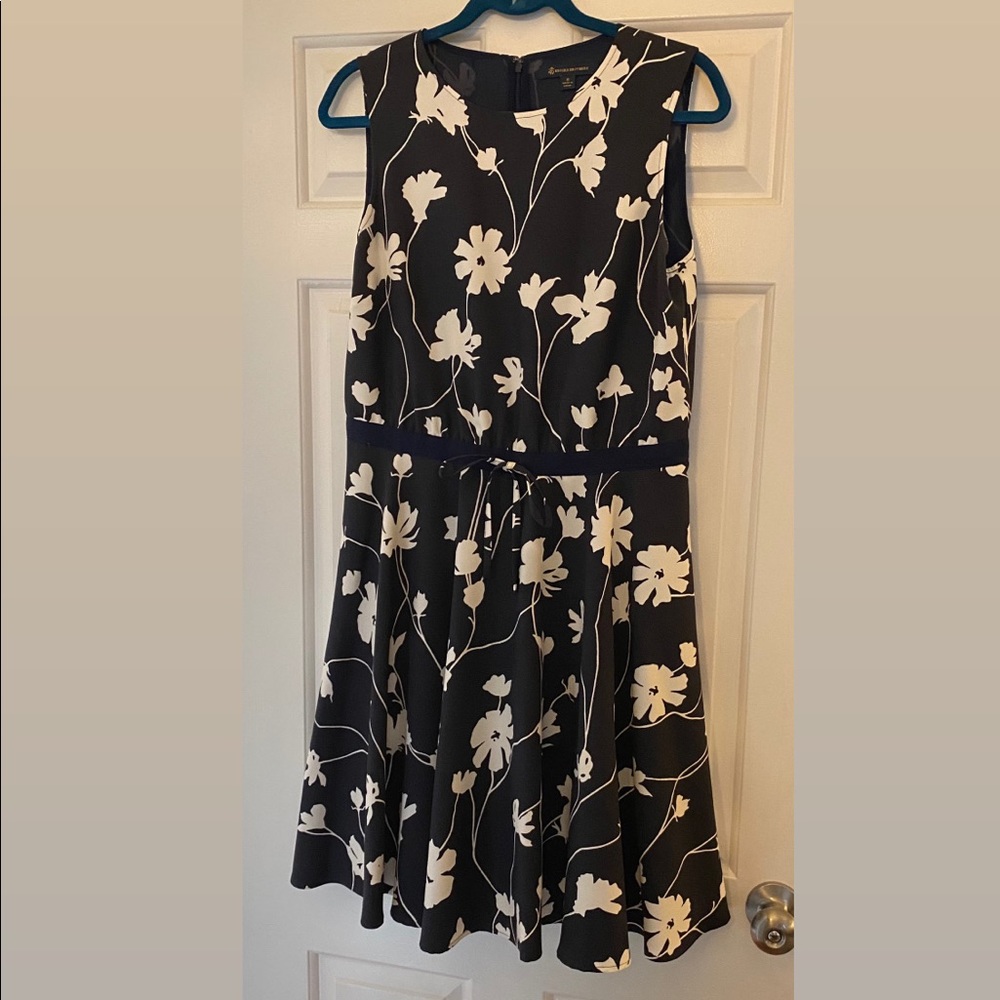 Brooks Brothers Sleeveless Dress, Size 8